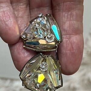 Vintage Clip Earrings iridescent chunky retro  goldtone clip.